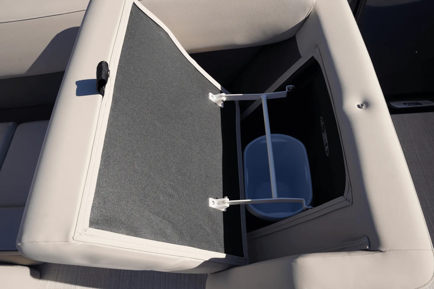 2025 Harris 210 Cruiser Image Thumbnail #19