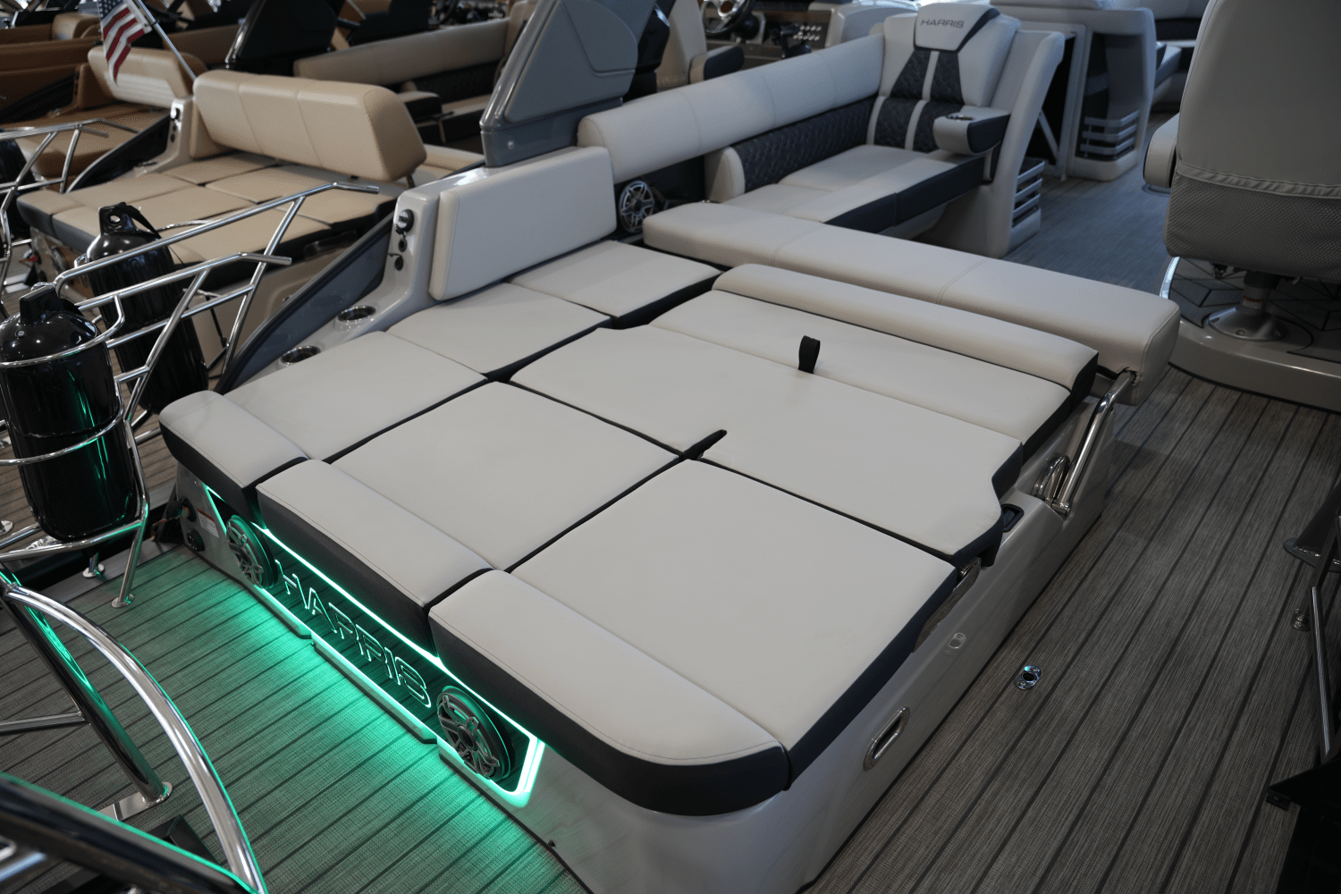 2025 Harris 270 Grand Mariner Image Thumbnail #26