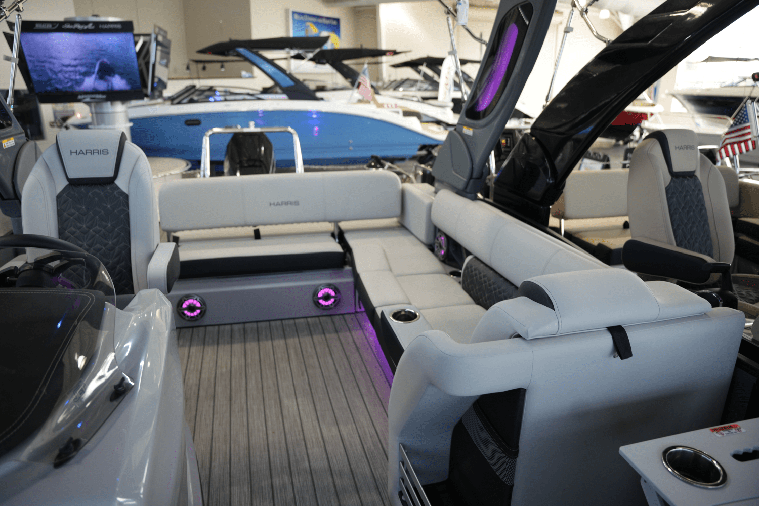 2025 Harris 270 Grand Mariner Image Thumbnail #18