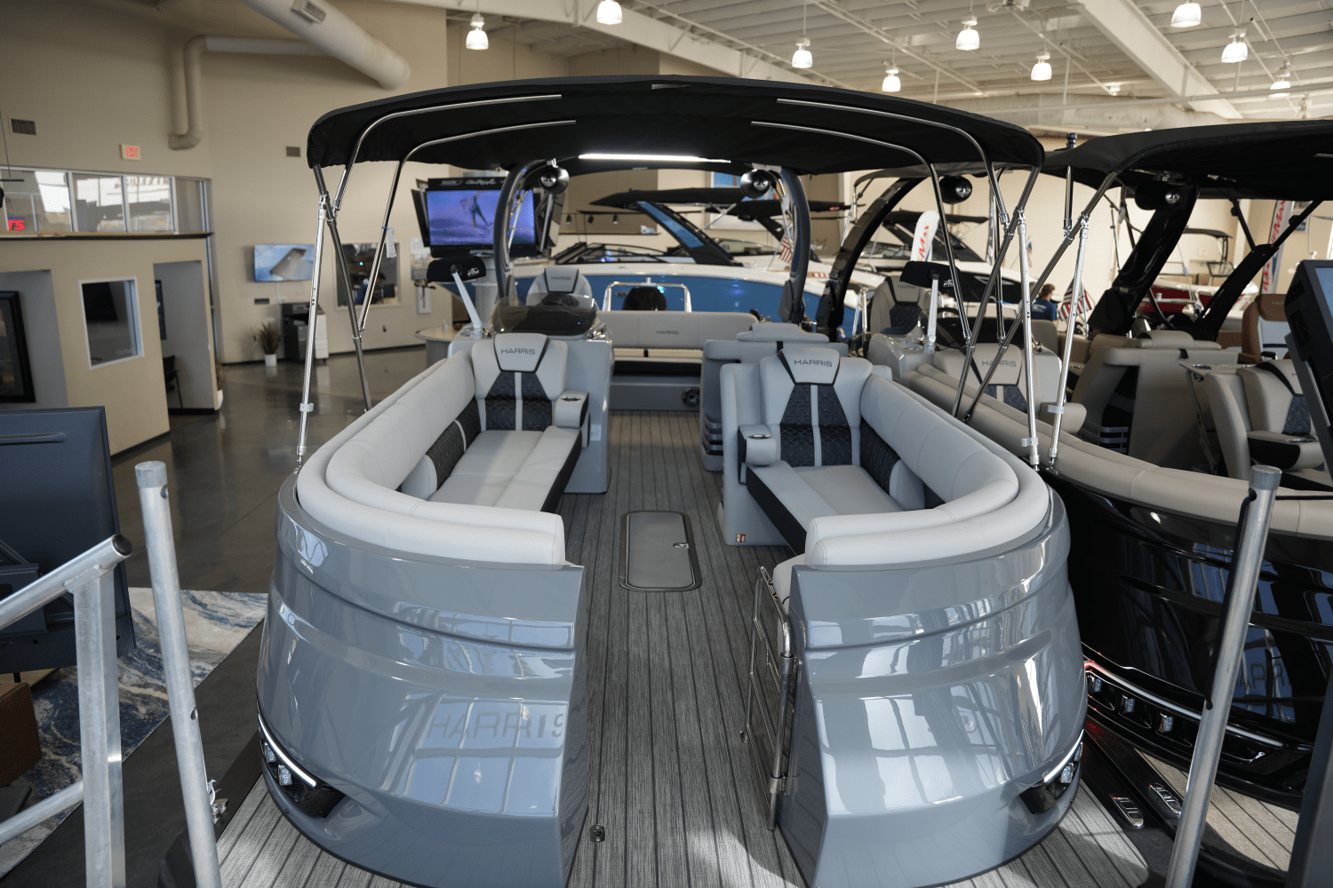 2025 Harris 270 Grand Mariner Image Thumbnail #5