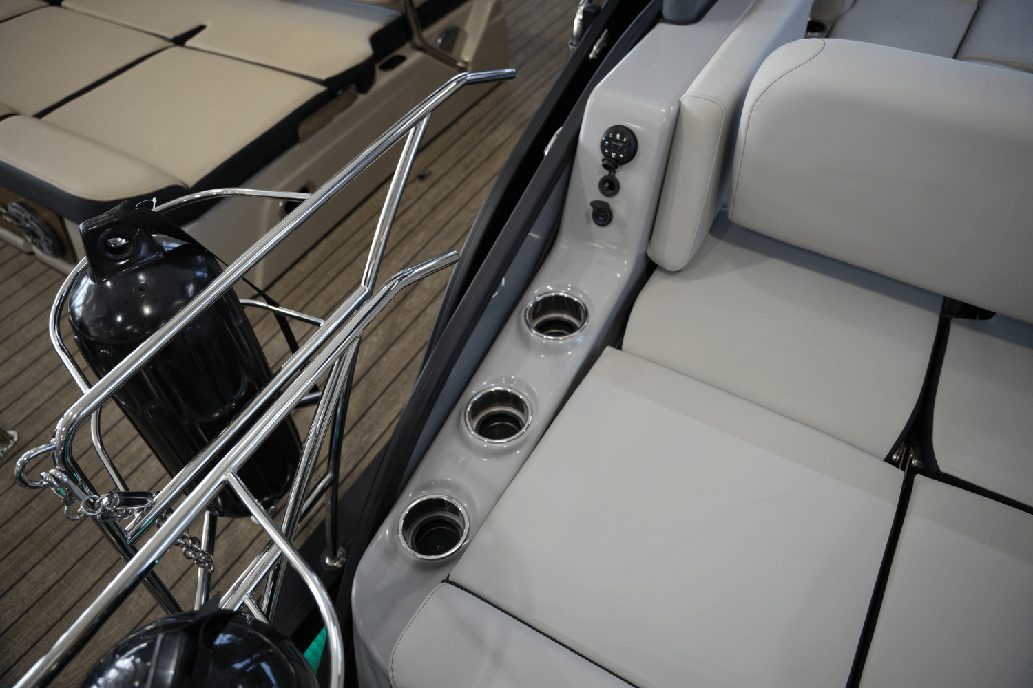 2025 Harris 270 Grand Mariner Image Thumbnail #28