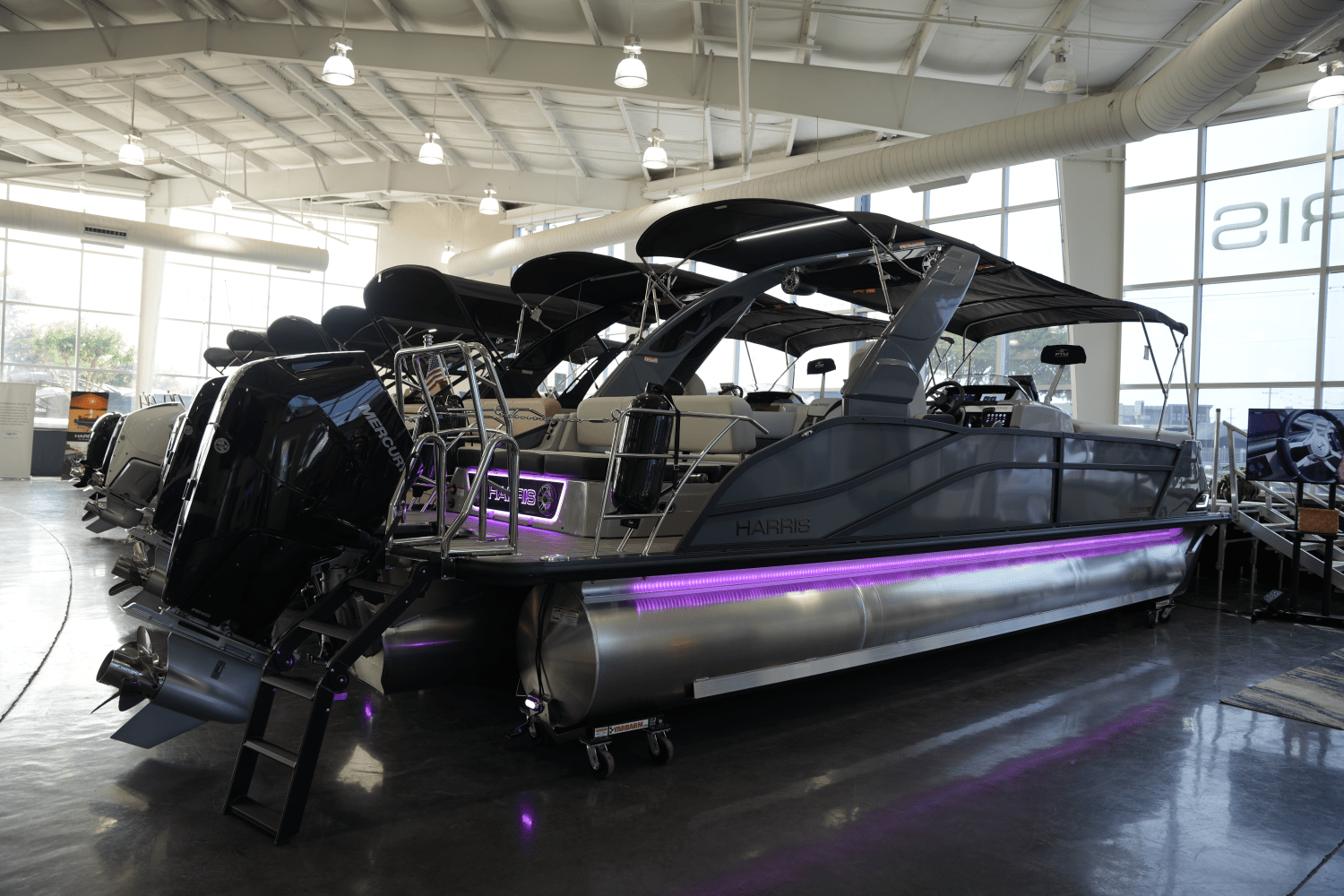 2025 Harris 270 Grand Mariner Image Thumbnail #4