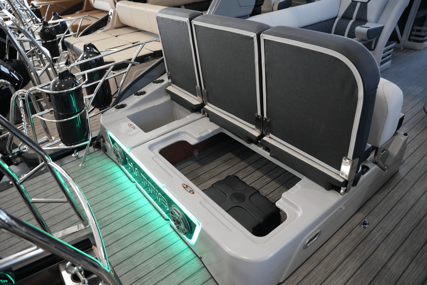 2025 Harris 270 Grand Mariner Image Thumbnail #27