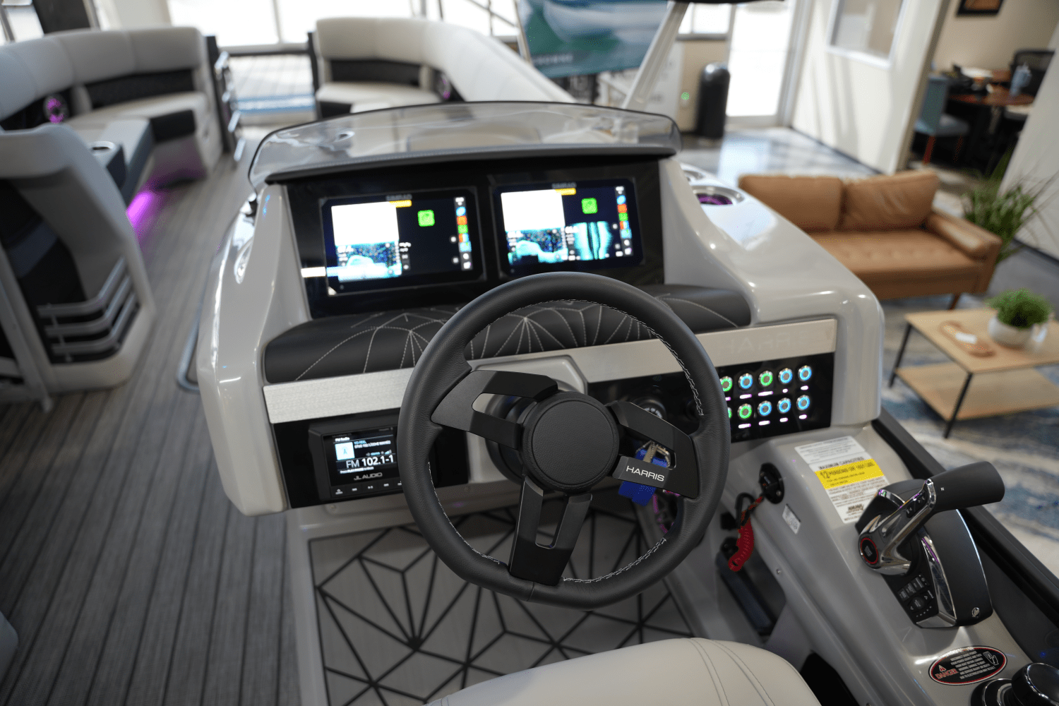 2025 Harris 270 Grand Mariner Image Thumbnail #15