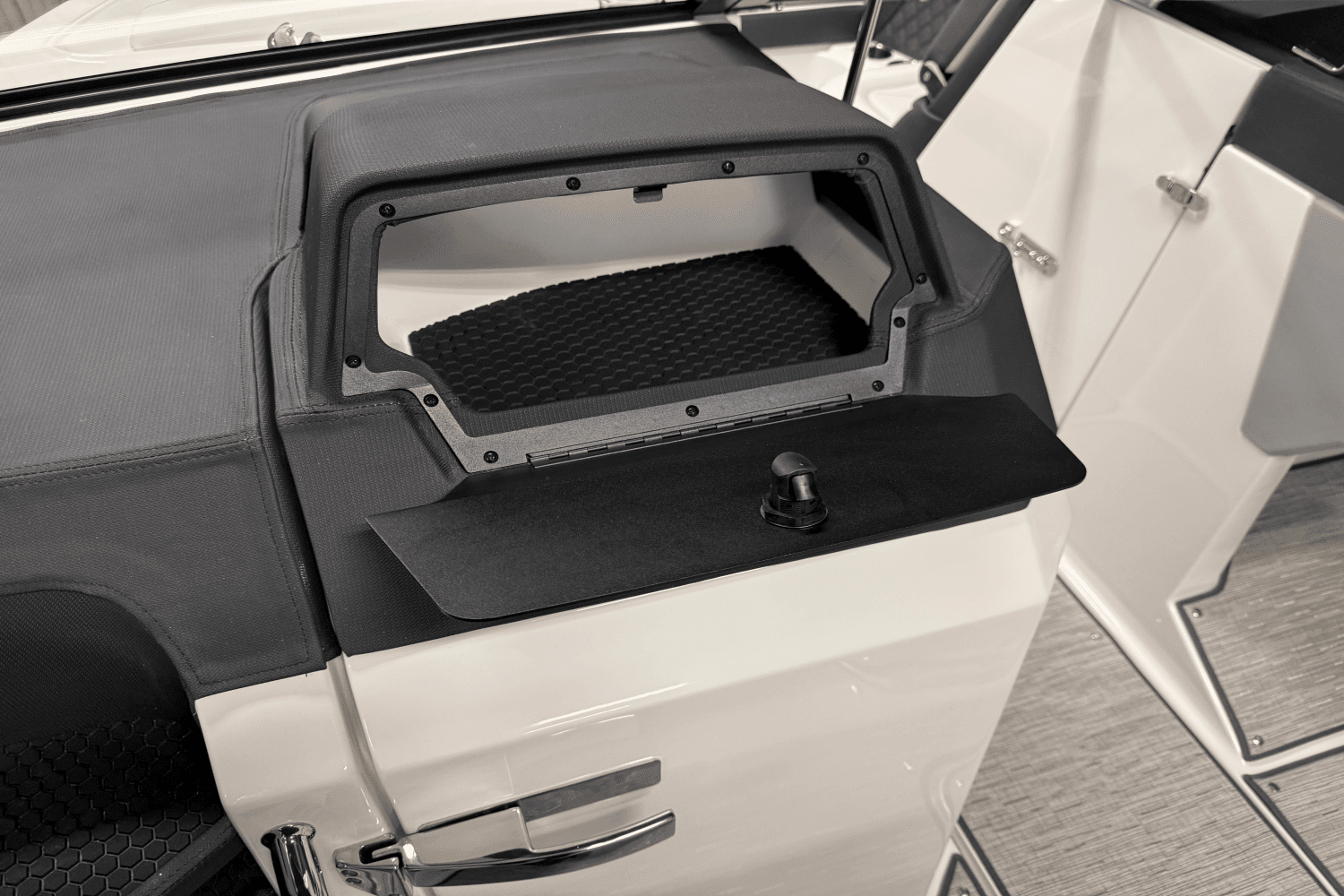 2025 Cobalt R6 Image Thumbnail #51