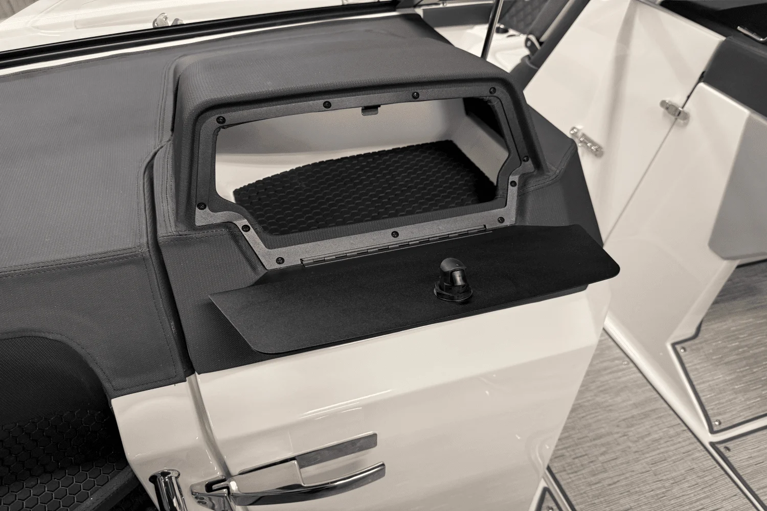 2025 Cobalt R6 Image Thumbnail #51