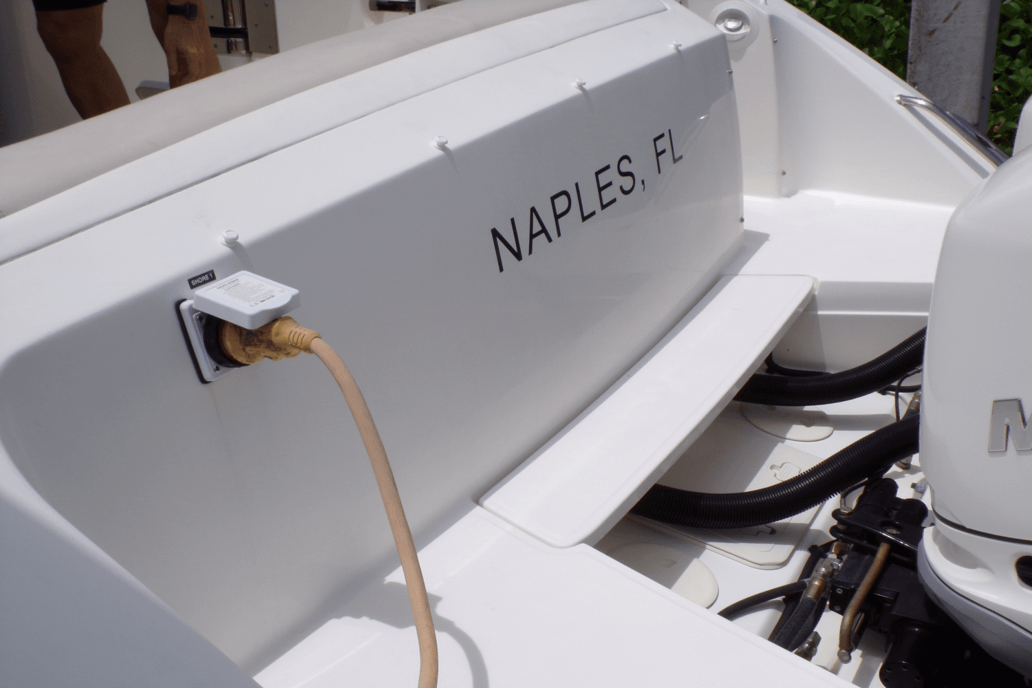 2017 Boston Whaler 320 VANTAGE Image Thumbnail #54