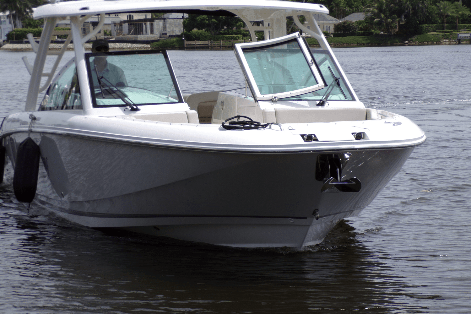 2017 Boston Whaler 320 VANTAGE Image Thumbnail #9