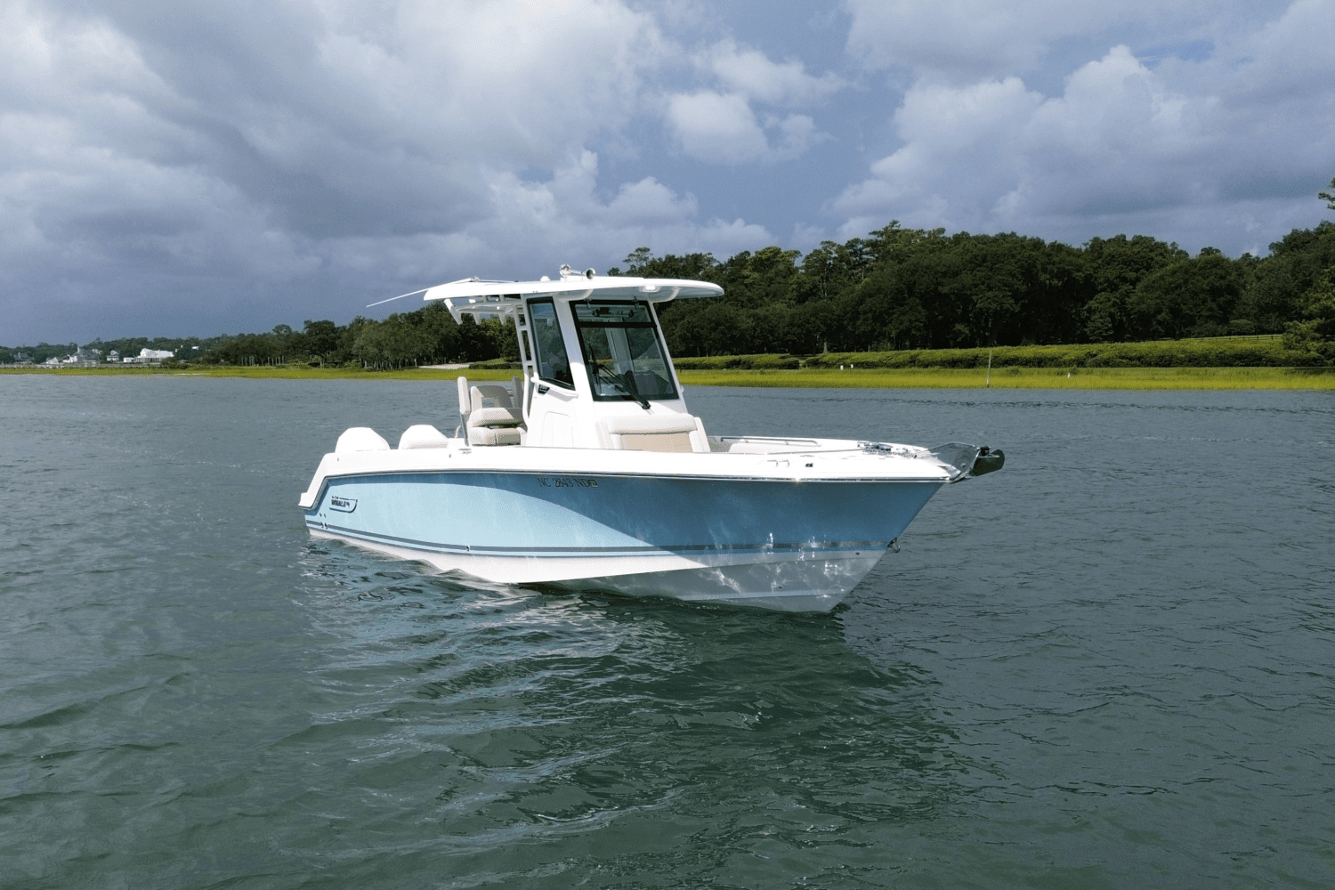 2024 Boston Whaler 250 OUTRAGE Image Thumbnail #4