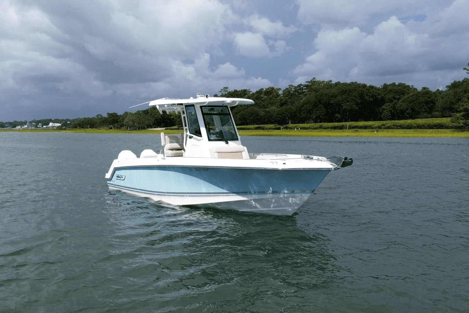 2024 Boston Whaler 250 OUTRAGE Image Thumbnail #4