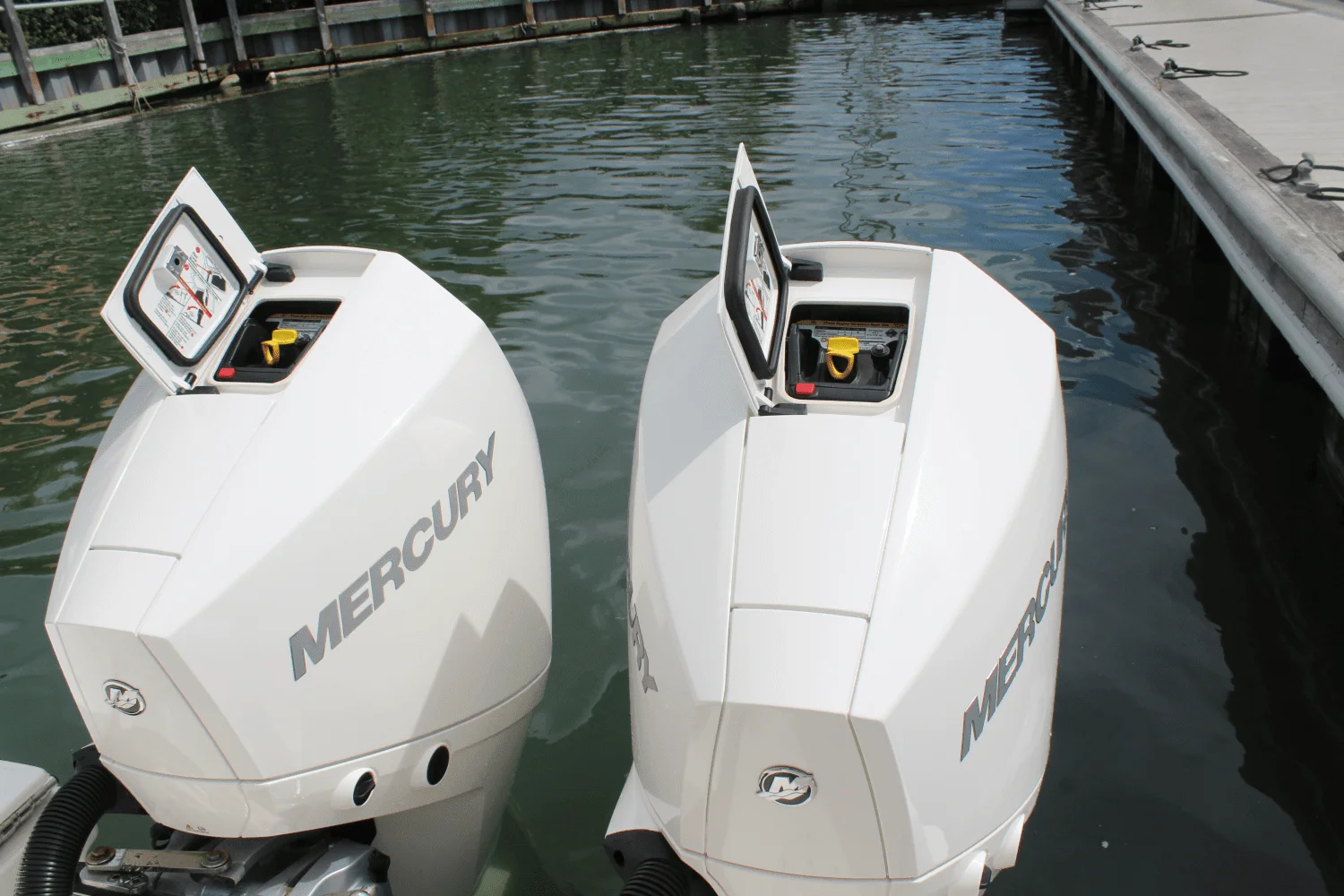 2024 Boston Whaler 250 OUTRAGE Image Thumbnail #46