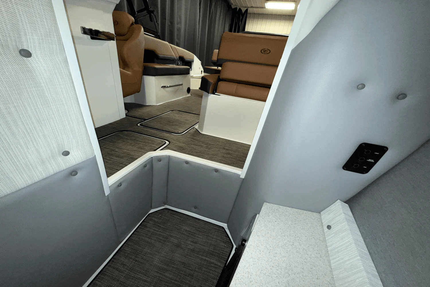 2025 Cobalt R8 Image Thumbnail #67