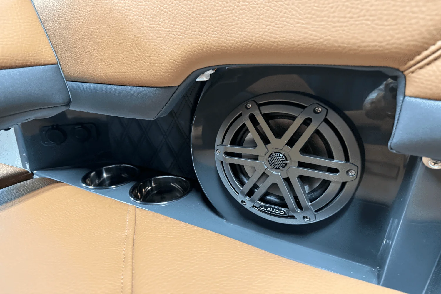 2025 Cobalt R8 Image Thumbnail #44