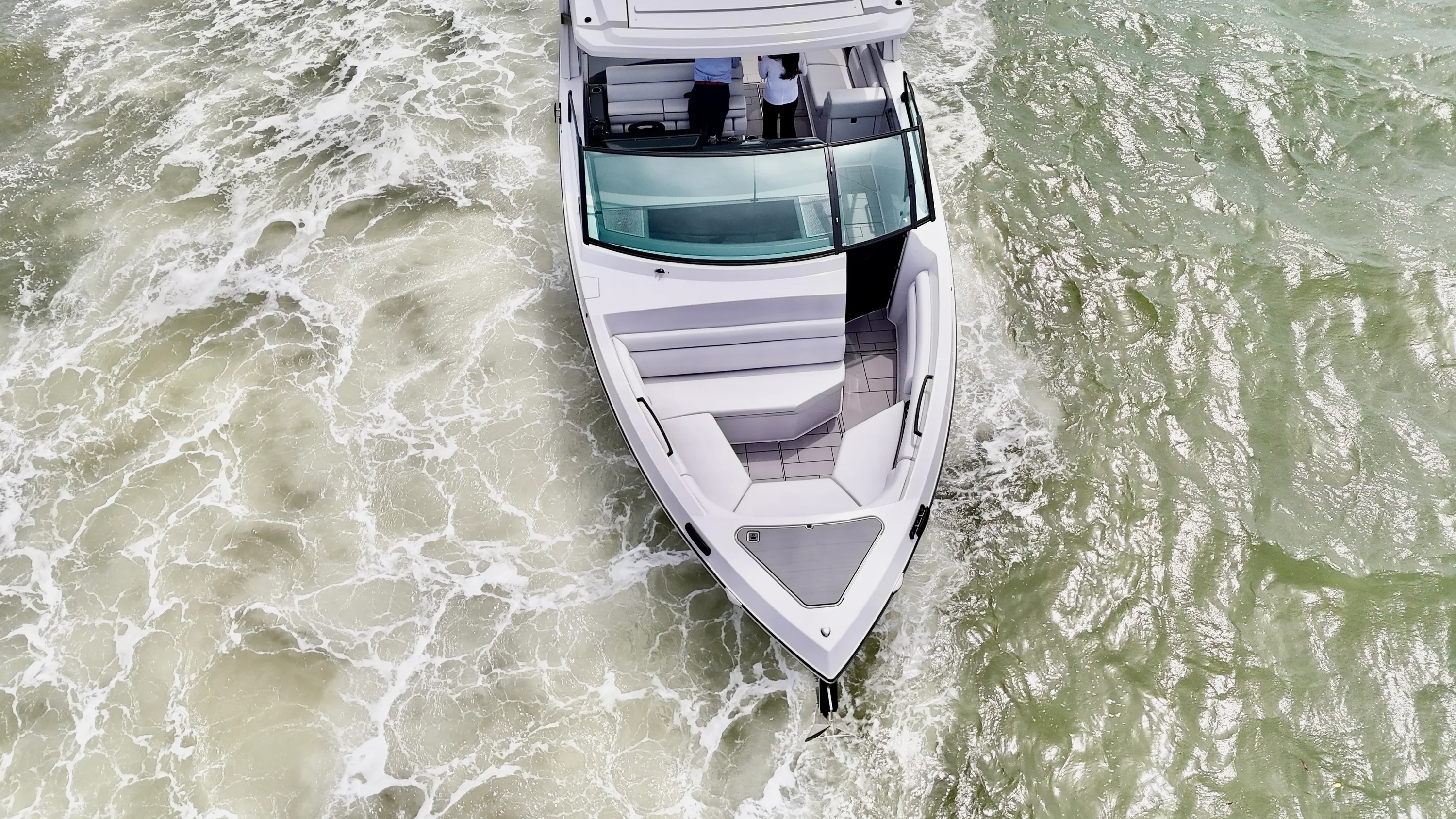 2025 Aviara AV40 Outboard Image Thumbnail #8