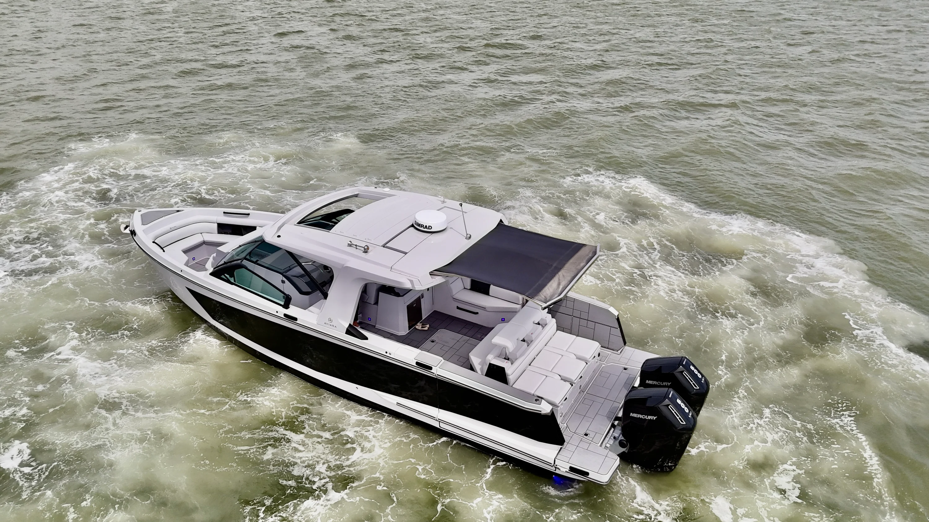 2025 Aviara AV40 Outboard Image Thumbnail #18