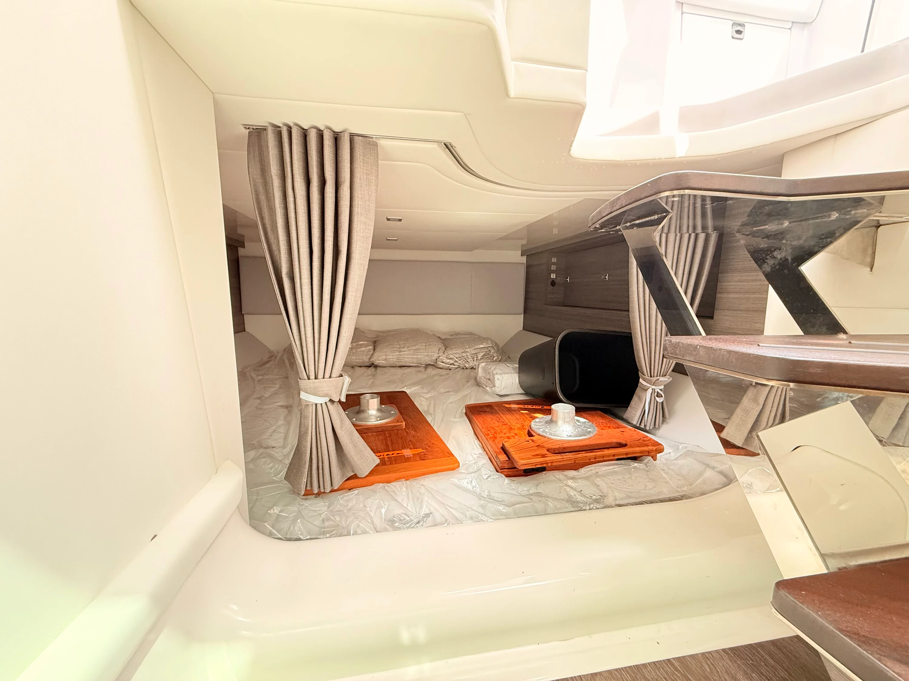 2025 Aviara AV40 Outboard Image Thumbnail #62