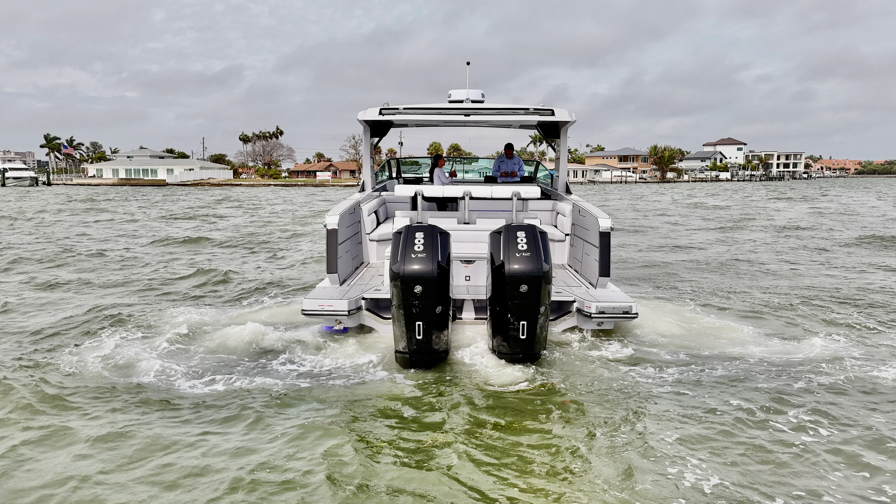 2025 Aviara AV40 Outboard Image Thumbnail #12