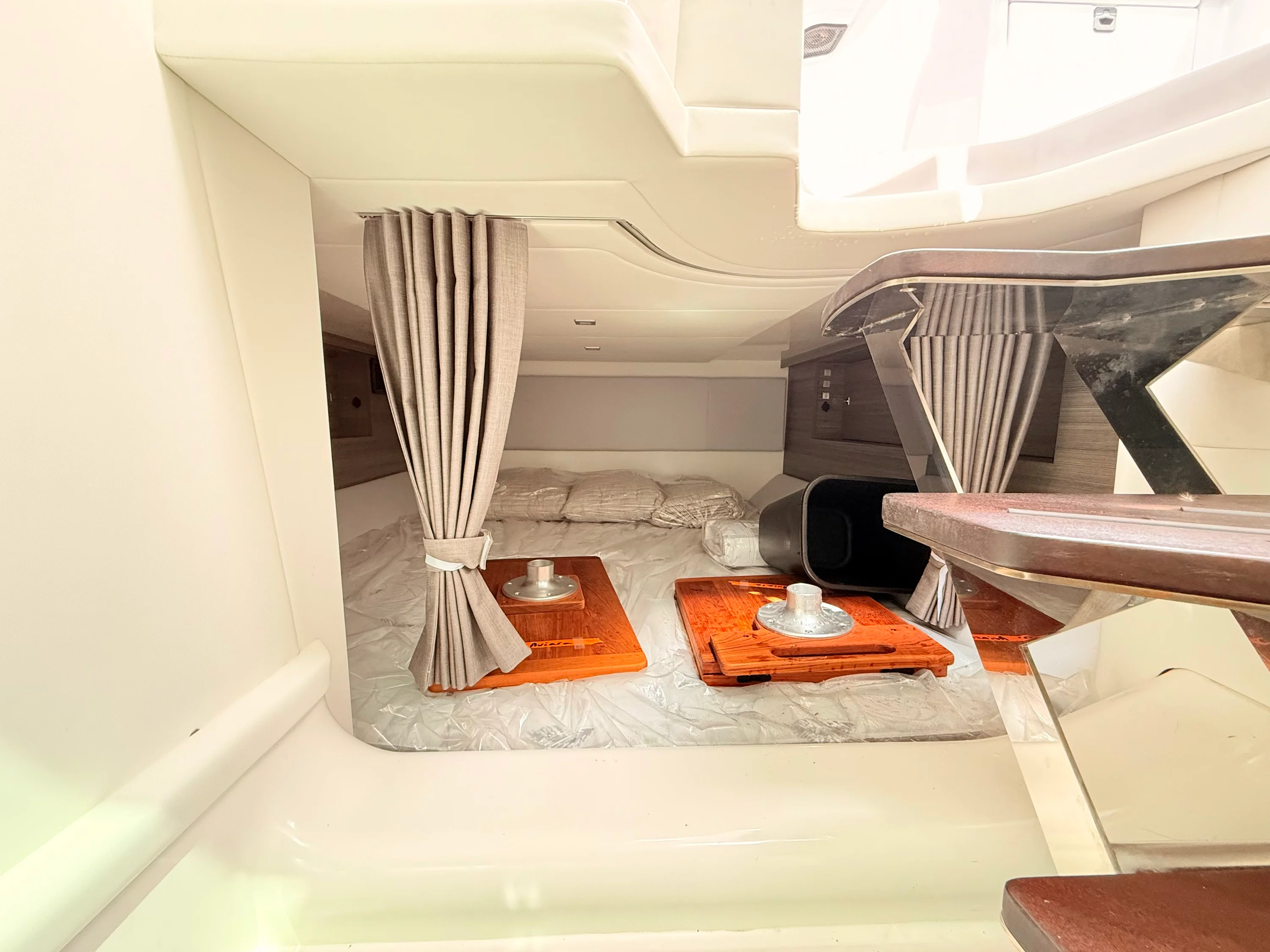 2025 Aviara AV40 Outboard Image Thumbnail #61