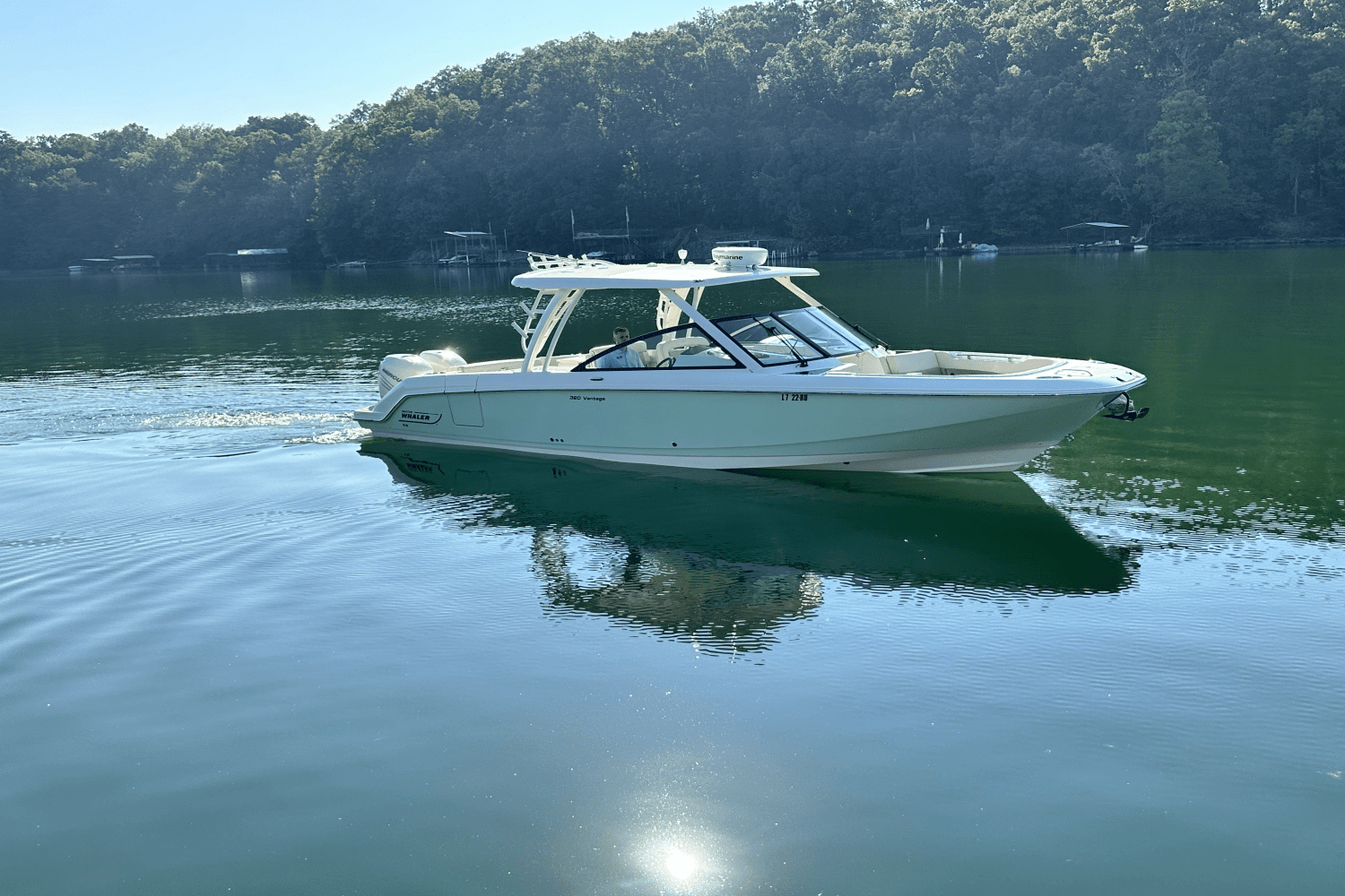 2017 Boston Whaler 320 VANTAGE Image Thumbnail #3