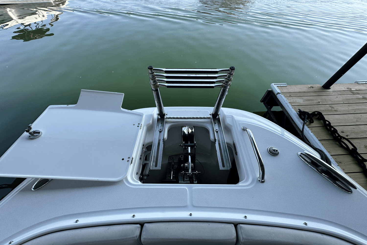 2017 Boston Whaler 320 VANTAGE Image Thumbnail #43