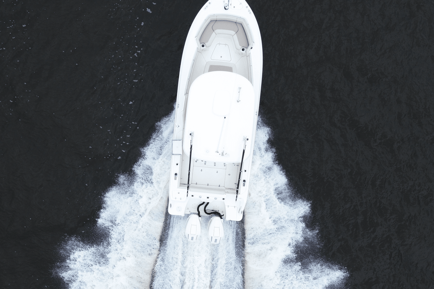 2020 Boston Whaler 250 OUTRAGE Image Thumbnail #7