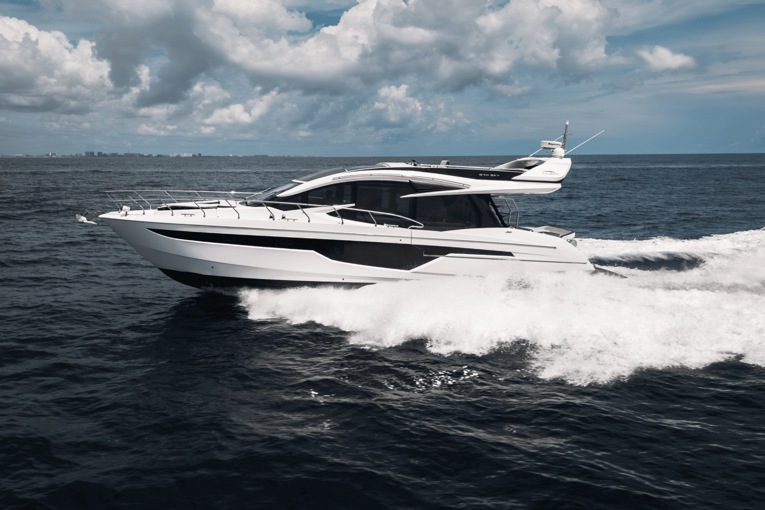 Thumbnail 3 for 2022 Galeon 510 Sky