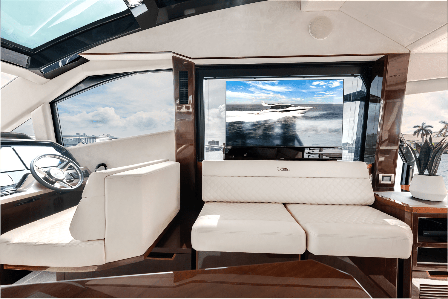 2022 Galeon 510 Sky Image Thumbnail #31