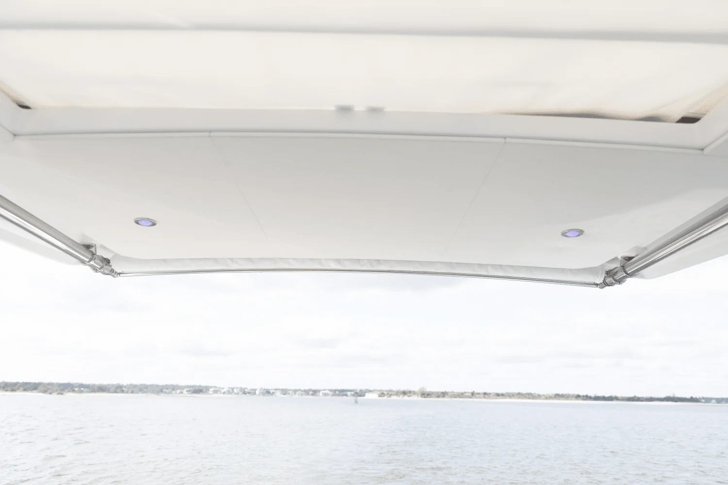 2025 Cruisers Yachts 34 GLS Outboard Image Thumbnail #42