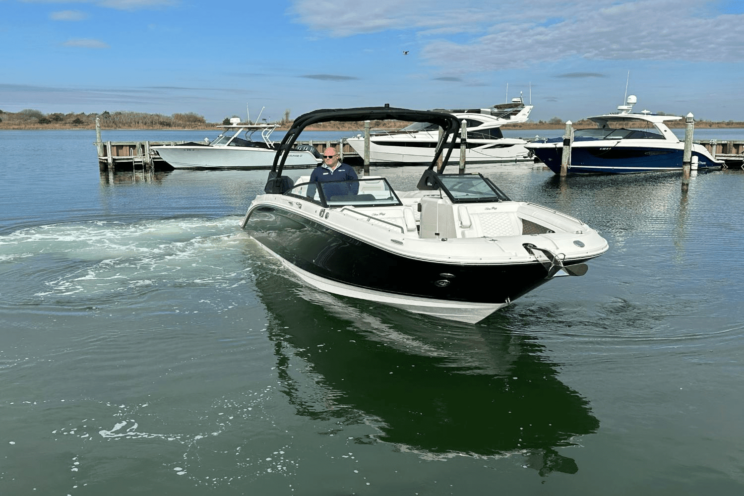 2023 Sea Ray SDX 290 Outboard Image Thumbnail #21