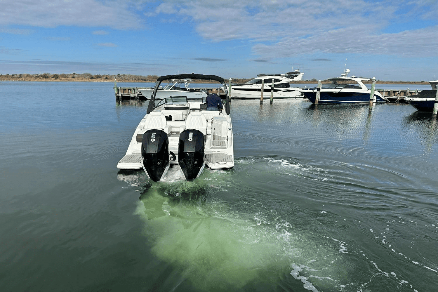 2023 Sea Ray SDX 290 Outboard Image Thumbnail #11