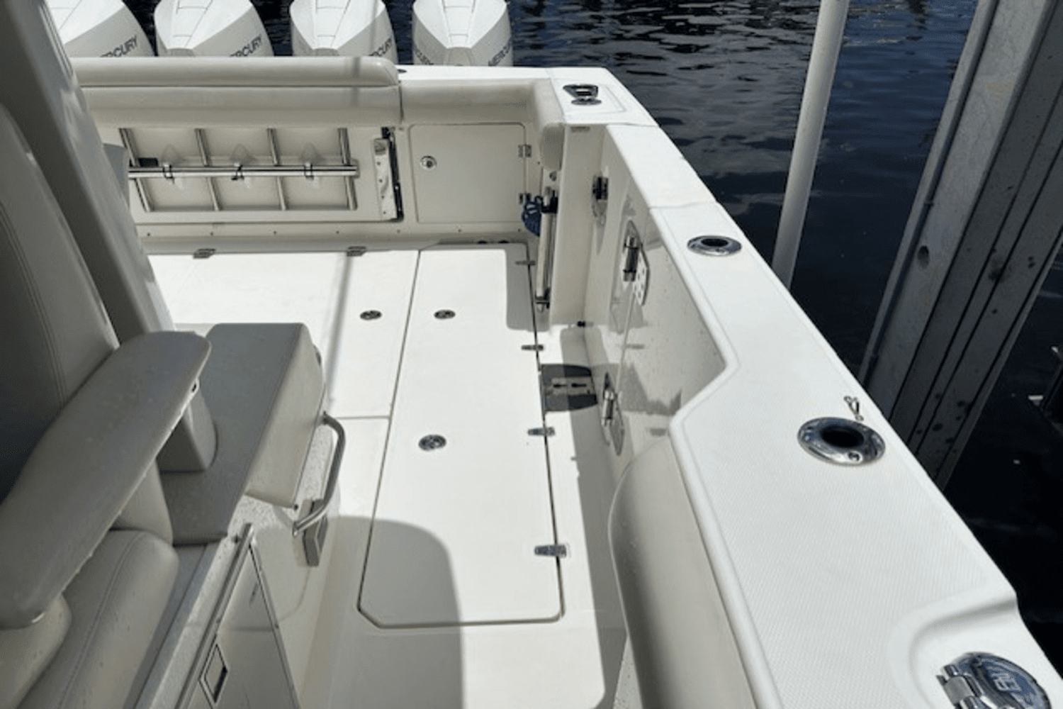 2021 Boston Whaler 380 OUTRAGE Image Thumbnail #33