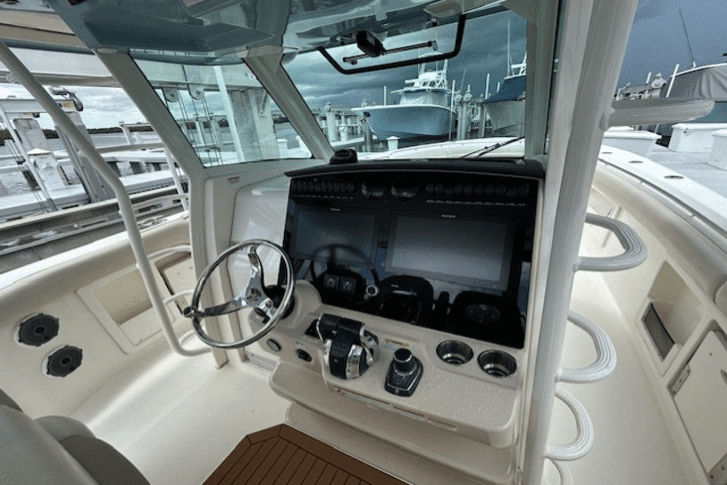 2021 Boston Whaler 380 OUTRAGE Image Thumbnail #13