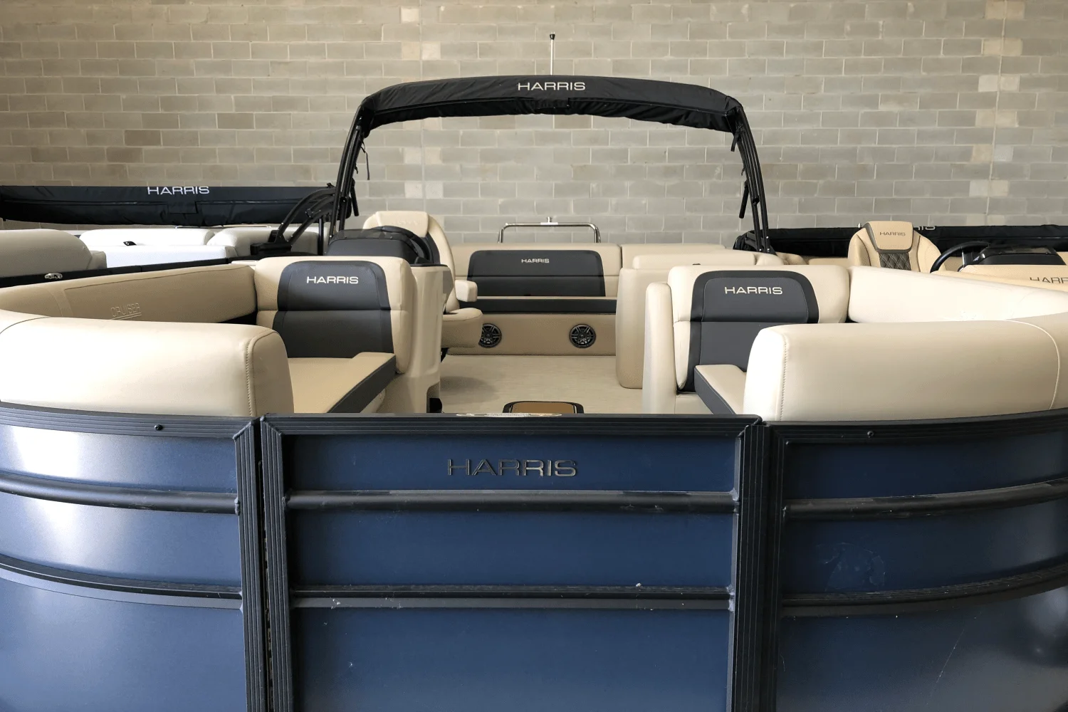 2025 Harris 230 Cruiser Image Thumbnail #2