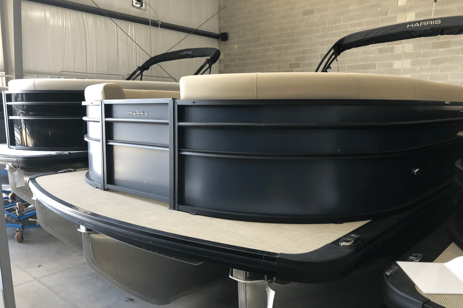 2025 Harris 230 Cruiser Image Thumbnail #1