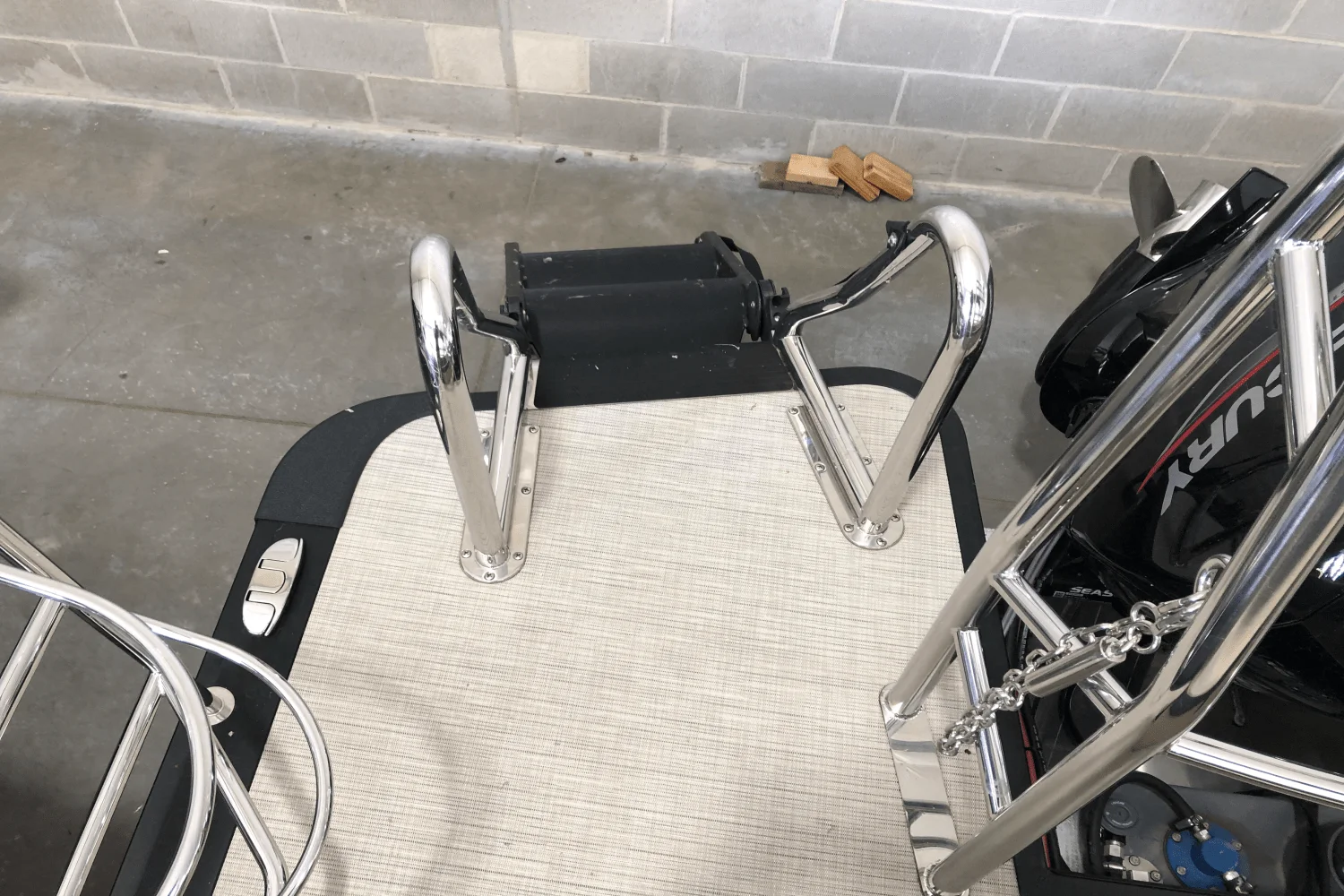 2025 Harris 230 Cruiser Image Thumbnail #16