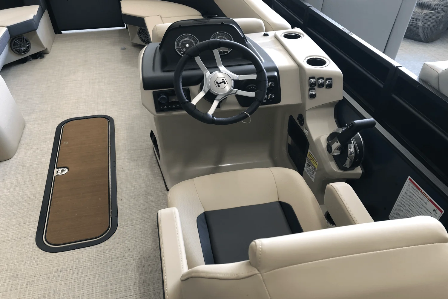 2025 Harris 230 Cruiser Image Thumbnail #11