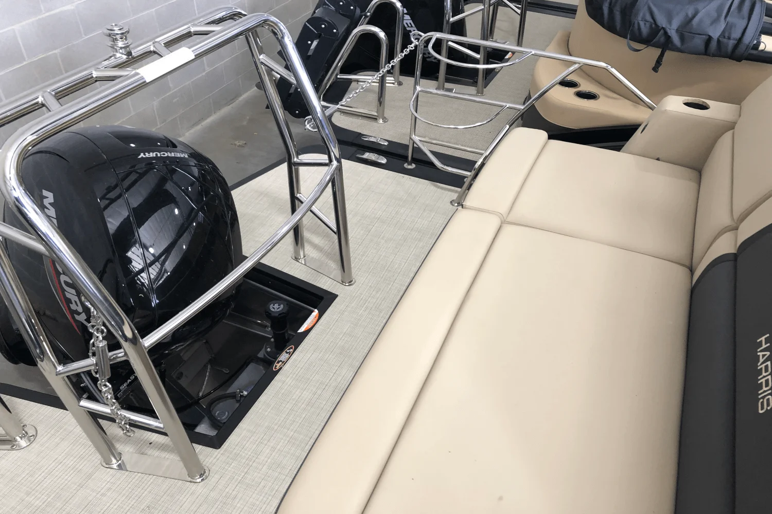 2025 Harris 230 Cruiser Image Thumbnail #15