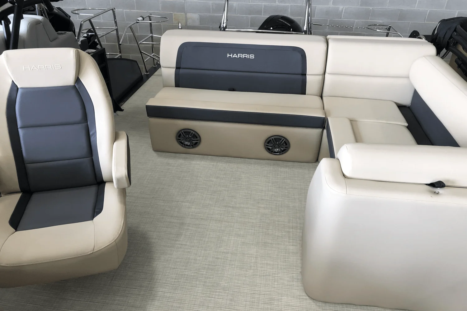 2025 Harris 230 Cruiser Image Thumbnail #8