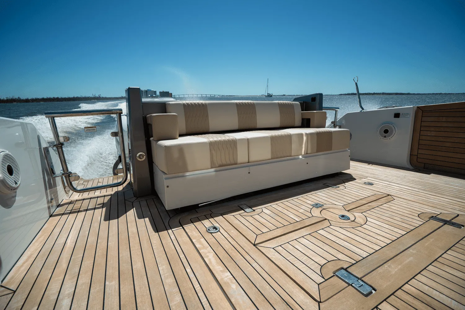 2021 Ocean Alexander 45 DIVERGENCE COUPE Image Thumbnail #14