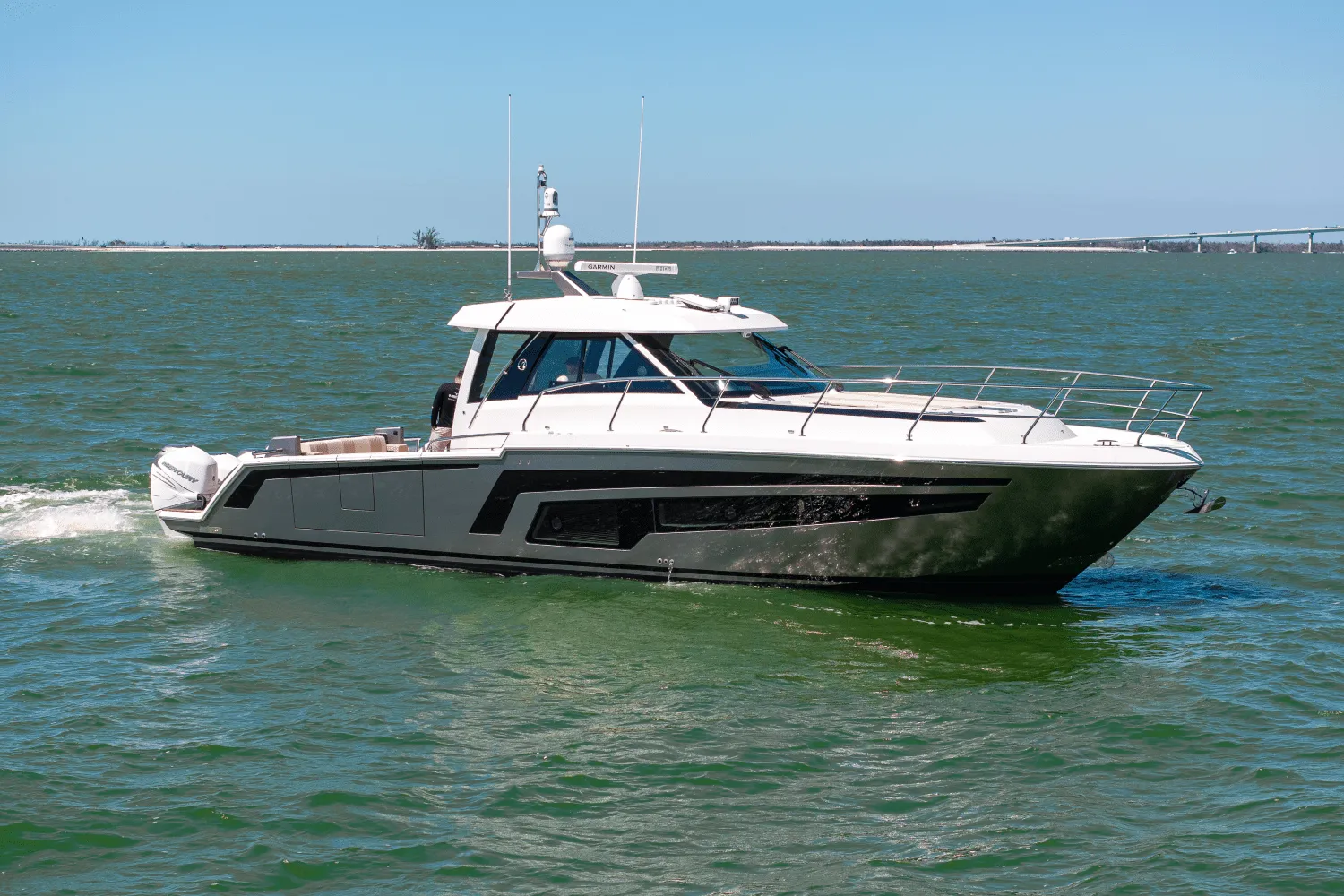 2021 Ocean Alexander 45 DIVERGENCE COUPE Image Thumbnail #3