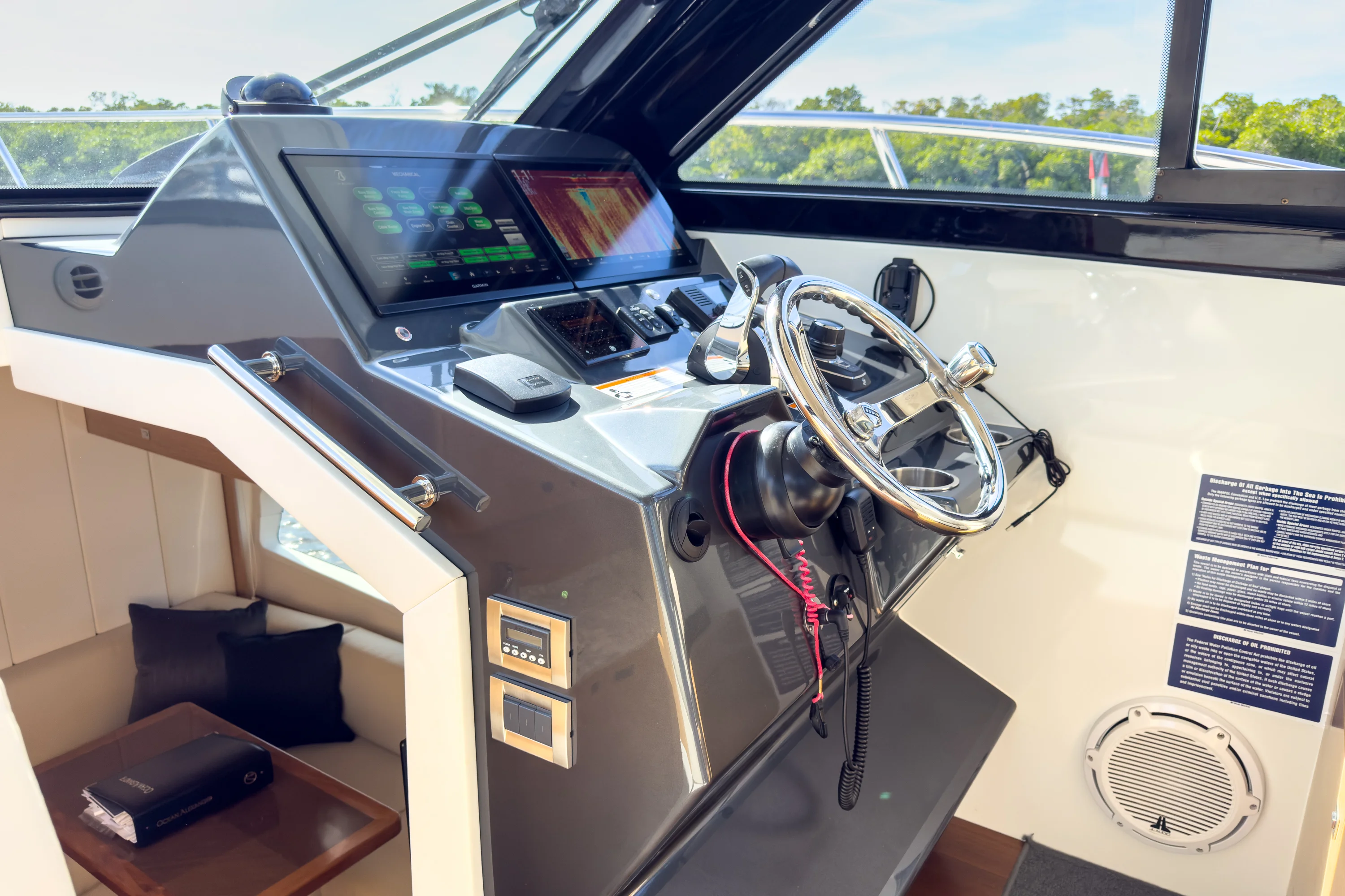 2021 Ocean Alexander 45 DIVERGENCE COUPE Image Thumbnail #23