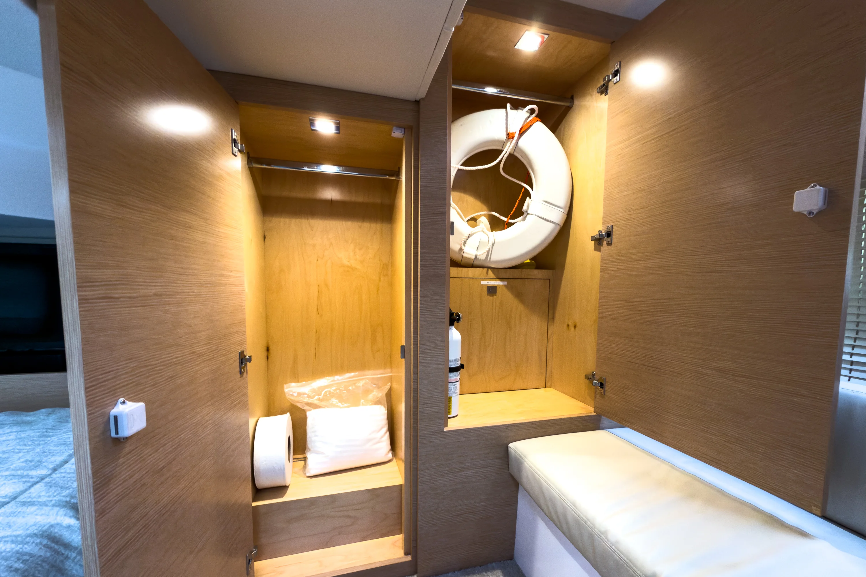 2021 Ocean Alexander 45 DIVERGENCE COUPE Image Thumbnail #39