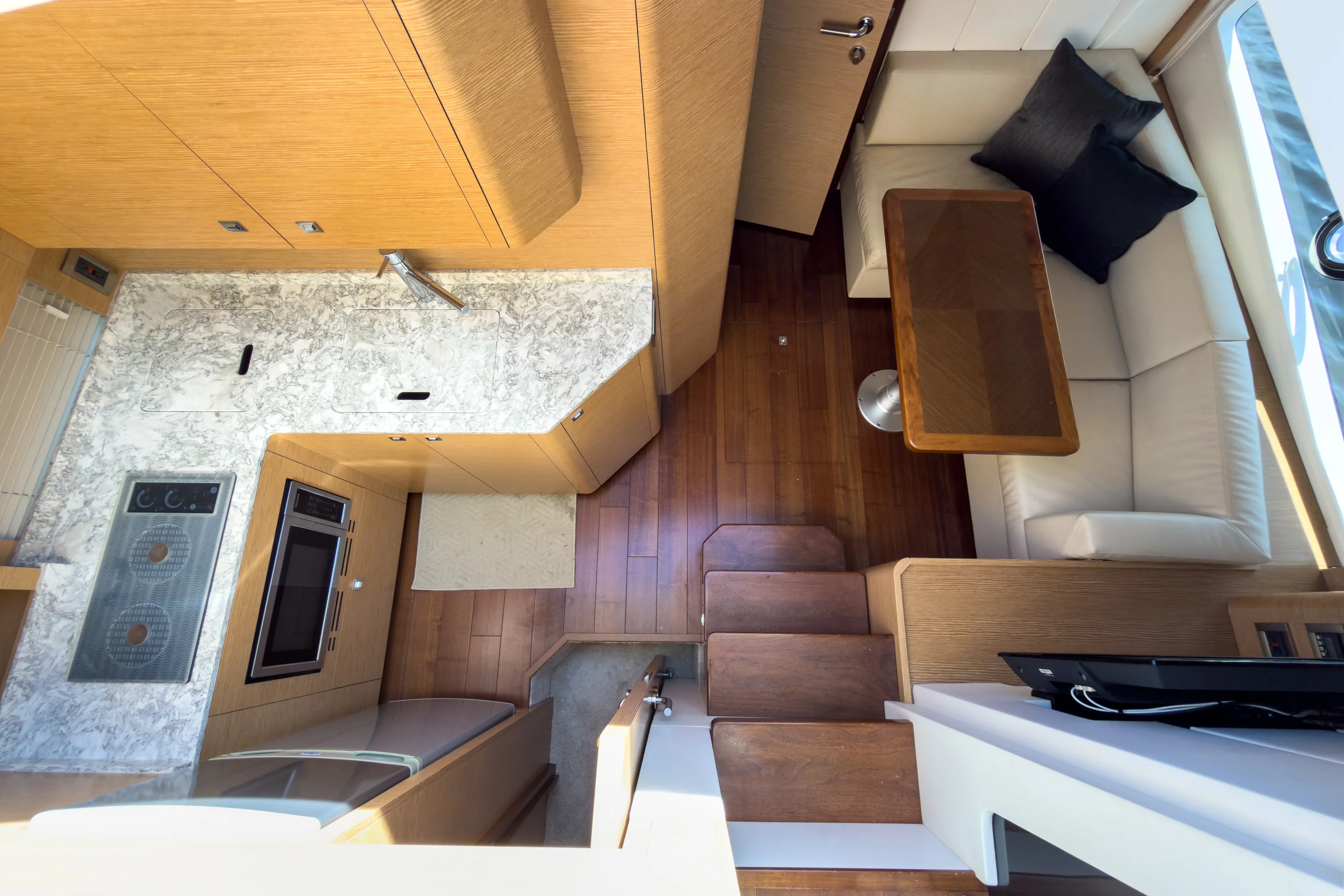 2021 Ocean Alexander 45 DIVERGENCE COUPE Image Thumbnail #26