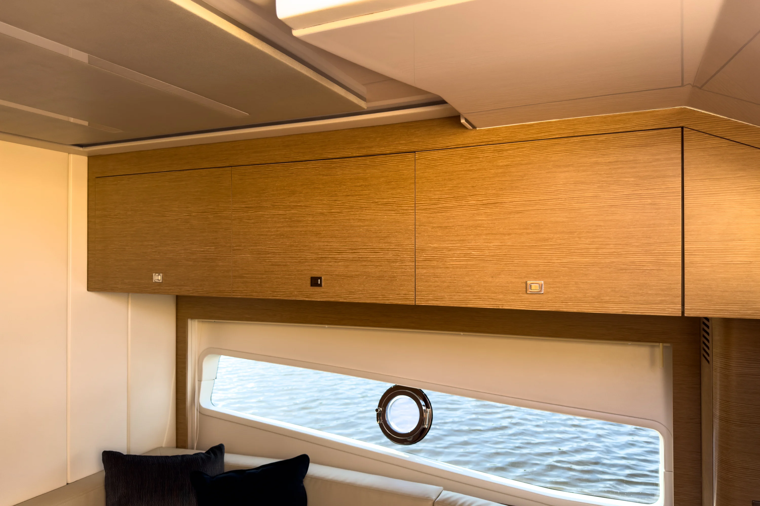 2021 Ocean Alexander 45 DIVERGENCE COUPE Image Thumbnail #29