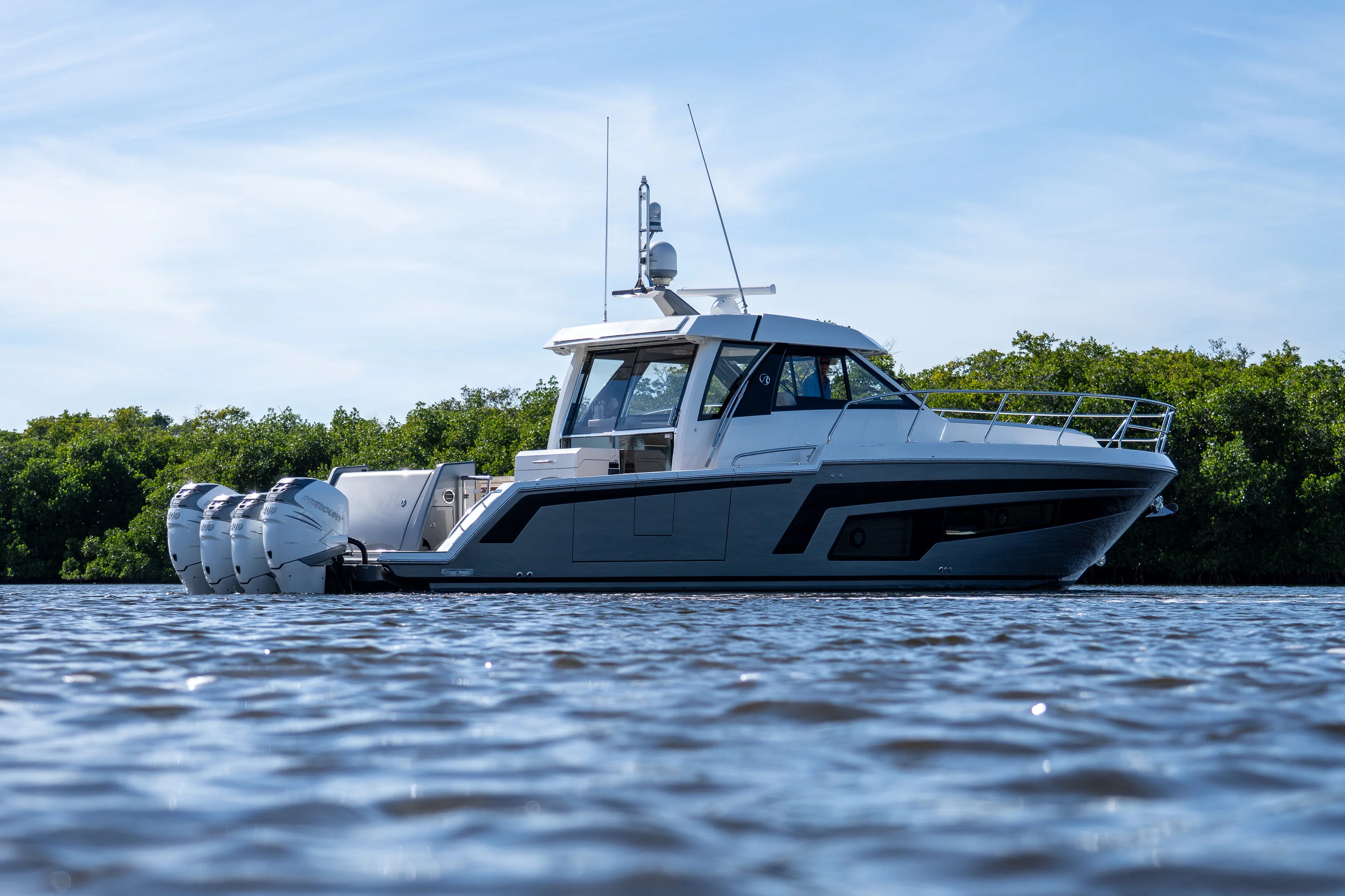 2021 Ocean Alexander 45 DIVERGENCE COUPE Image Thumbnail #3