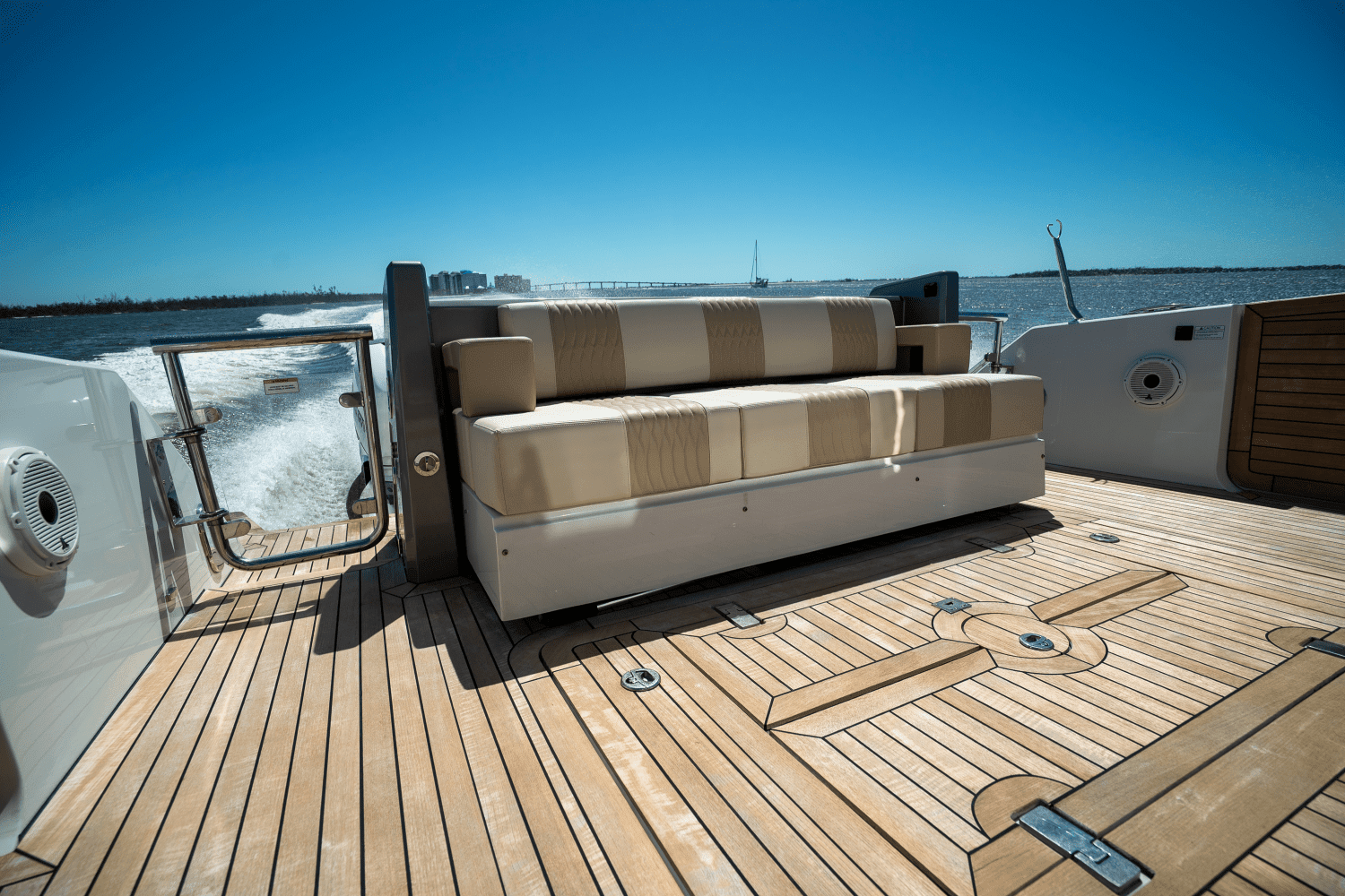 2021 Ocean Alexander 45 DIVERGENCE COUPE Image Thumbnail #11