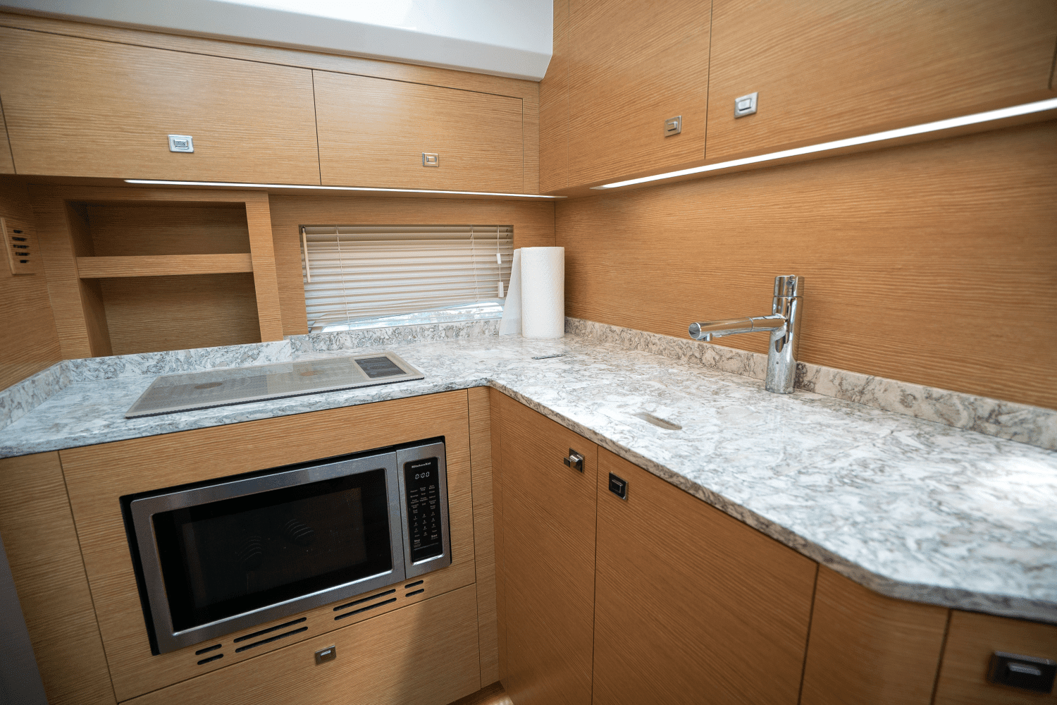 2021 Ocean Alexander 45 DIVERGENCE COUPE Image Thumbnail #32