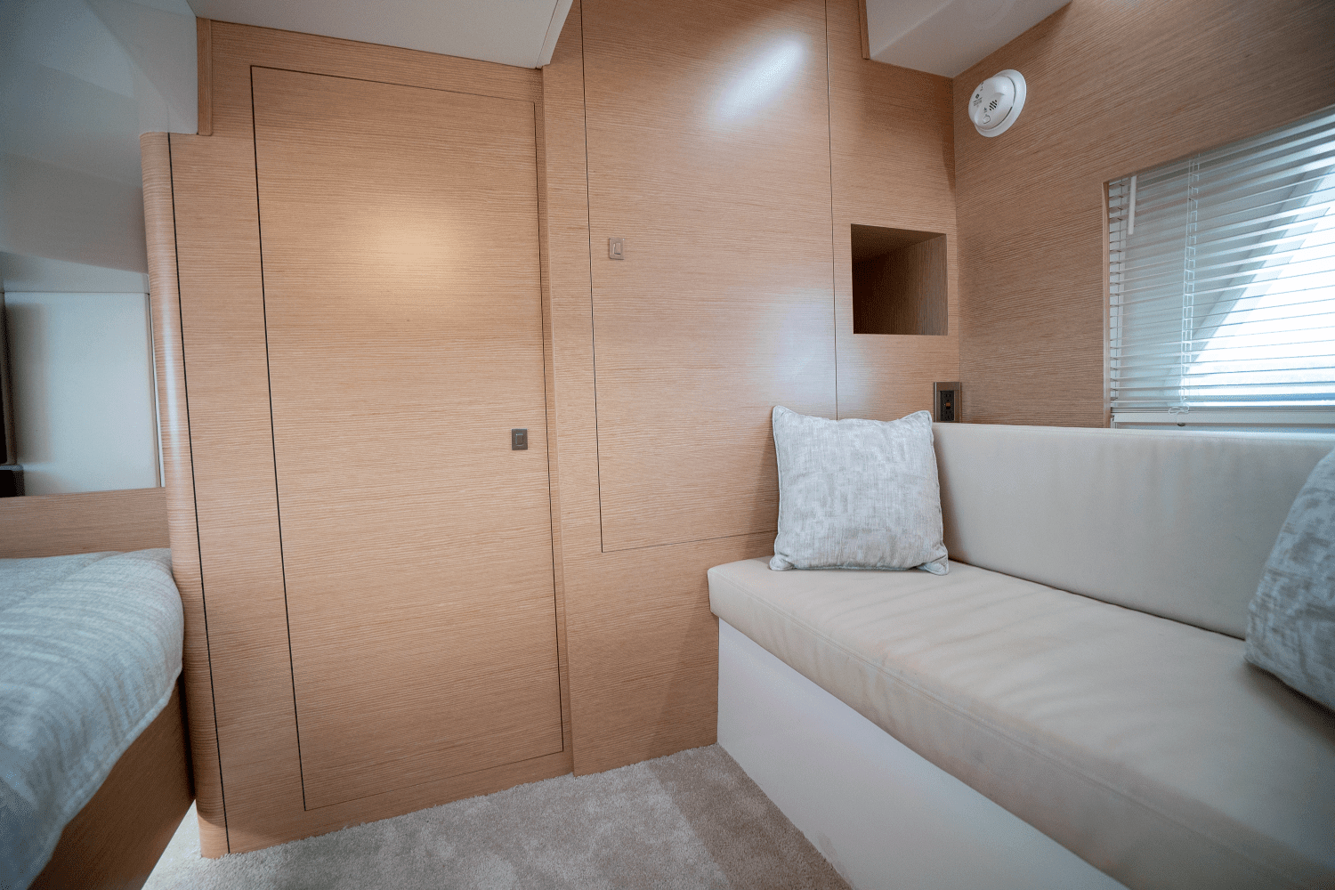 2021 Ocean Alexander 45 DIVERGENCE COUPE Image Thumbnail #45