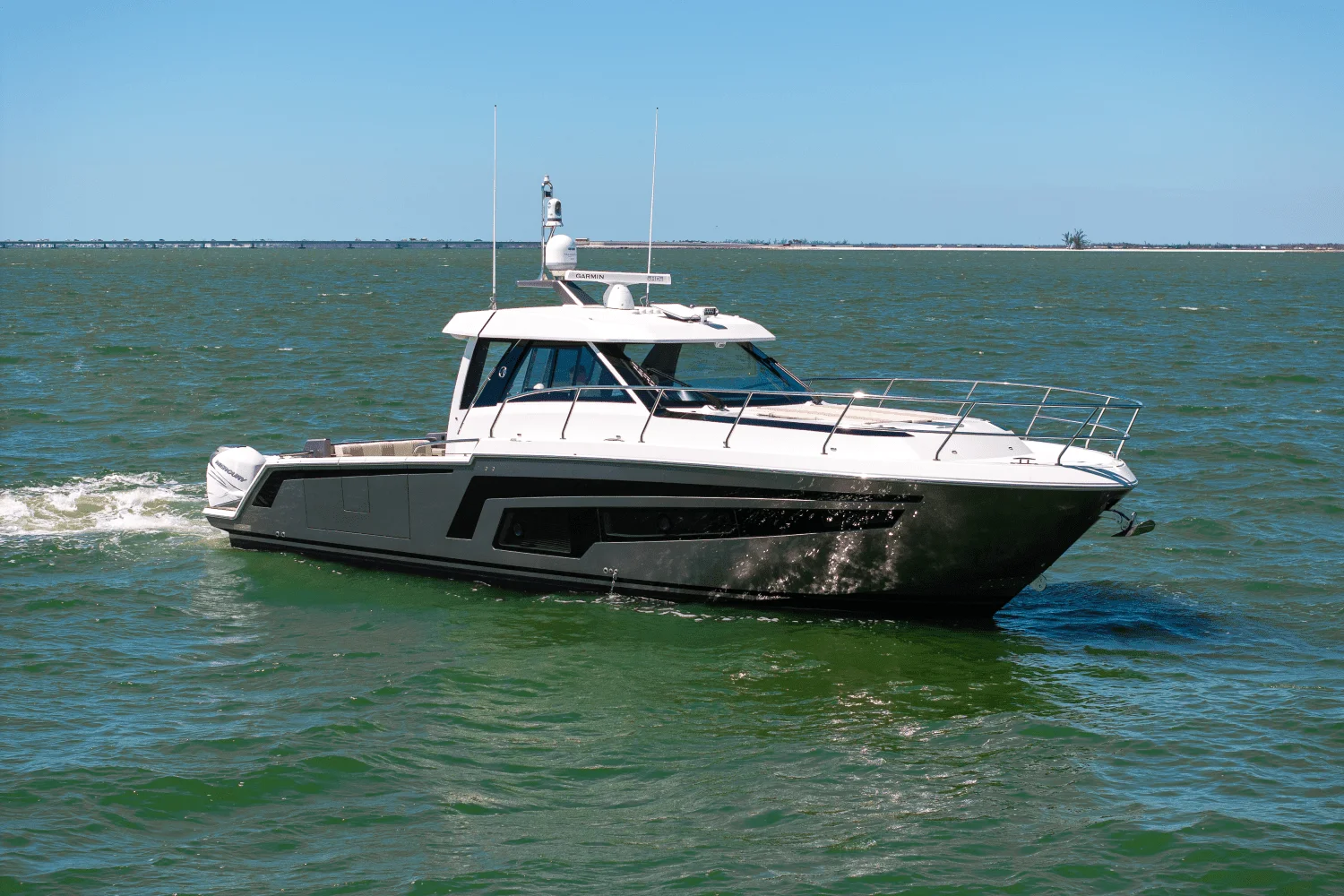 2021 Ocean Alexander 45 DIVERGENCE COUPE Image Thumbnail #1