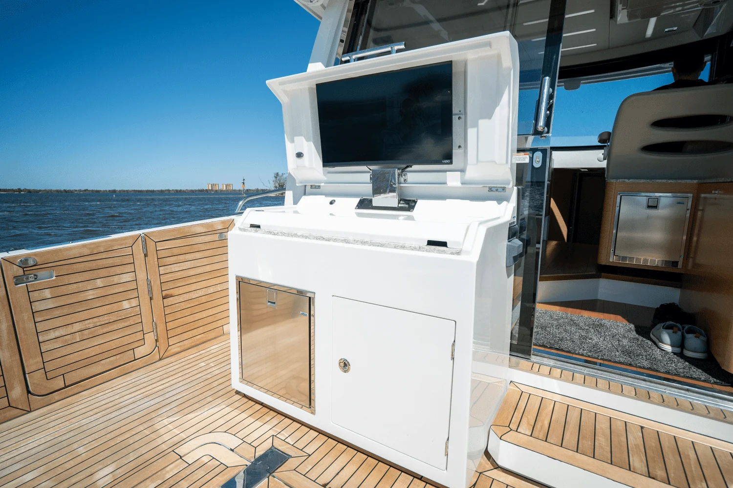 2021 Ocean Alexander 45 DIVERGENCE COUPE Image Thumbnail #12